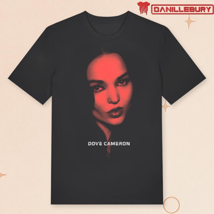 Dove Cameron Collectors Edition