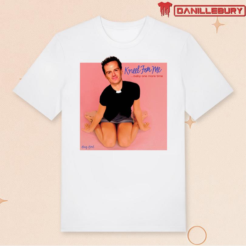 Bug Girl Kneel Tee