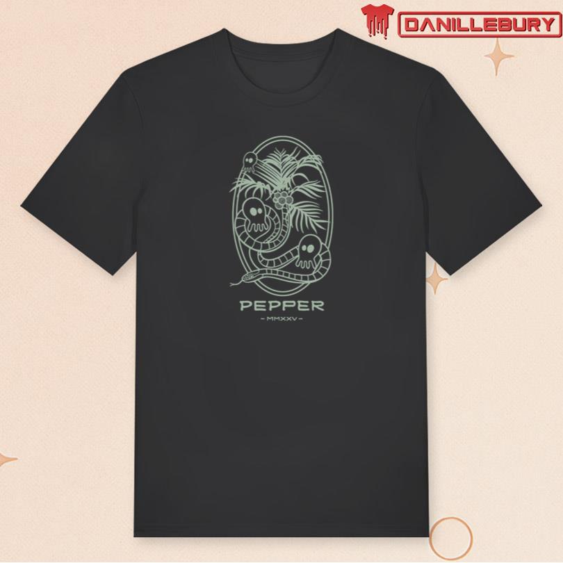 Pepper Skullconut Snake Glow In The Dark Tee