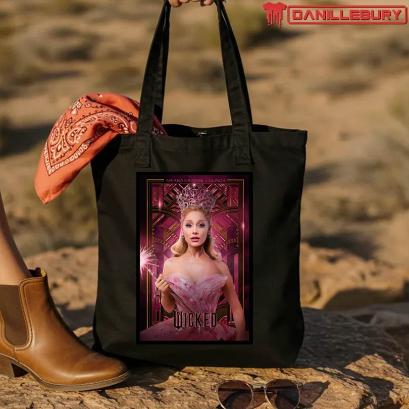 Wicked For Good Ariana Grande As Glinda Poster - Image 4