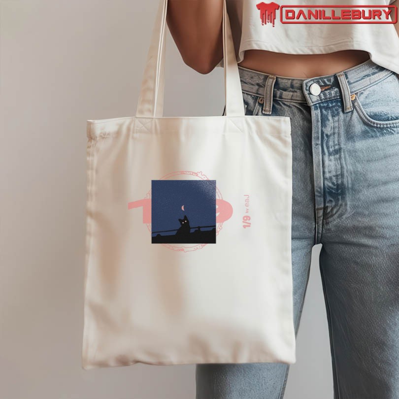 eaJ 1 9 Tour GRAPHIC TEE - Image 3