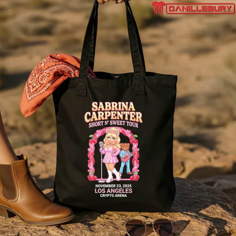 Official Sabrina Carpenter Nov 23 2025 Los Angeles Crypto Arena Tour T-Shirt - Image 3