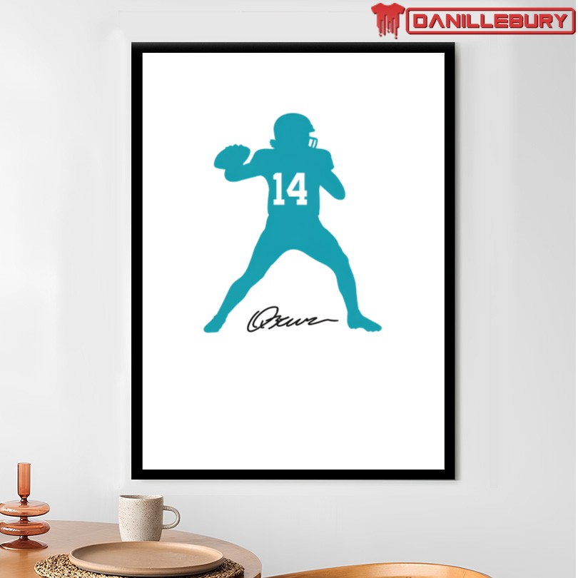 Official Quinn Ewers Silhouette T-Shirt - Image 4