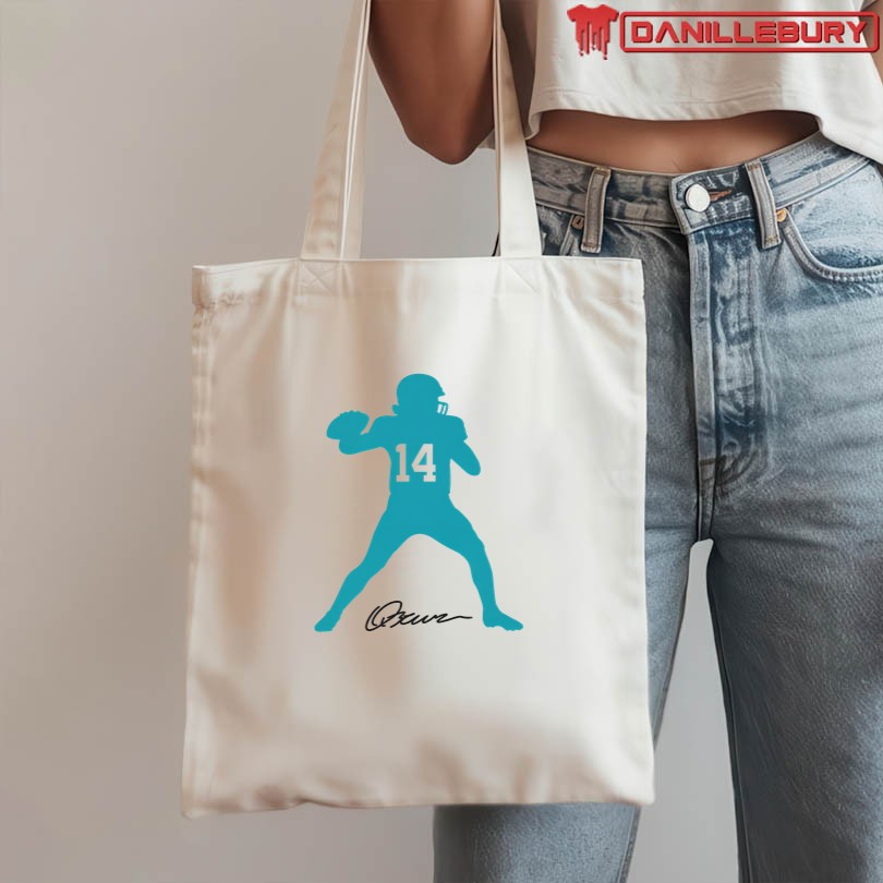 Official Quinn Ewers Silhouette T-Shirt - Image 3