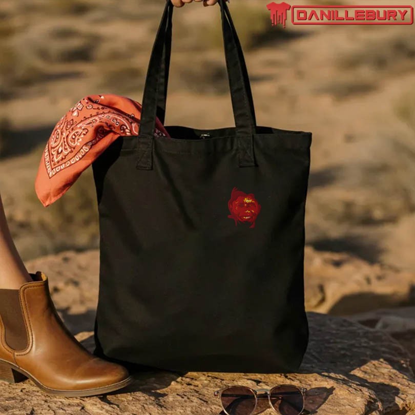 The First Ever Image Of A Black Hole Turned Into Obama Stitched Onto A Shirt - Image 3