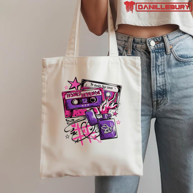 Honey Revenge It Feels Like Love Heather Cassis T-Shirt - Image 4