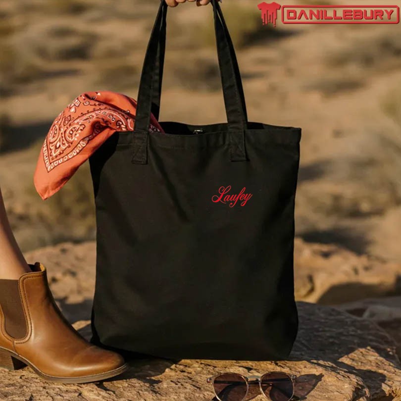 Laufey Strawberry Merch - Image 3